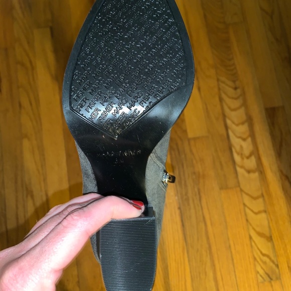 Marc Fisher above the knee boots - Picture 4 of 8